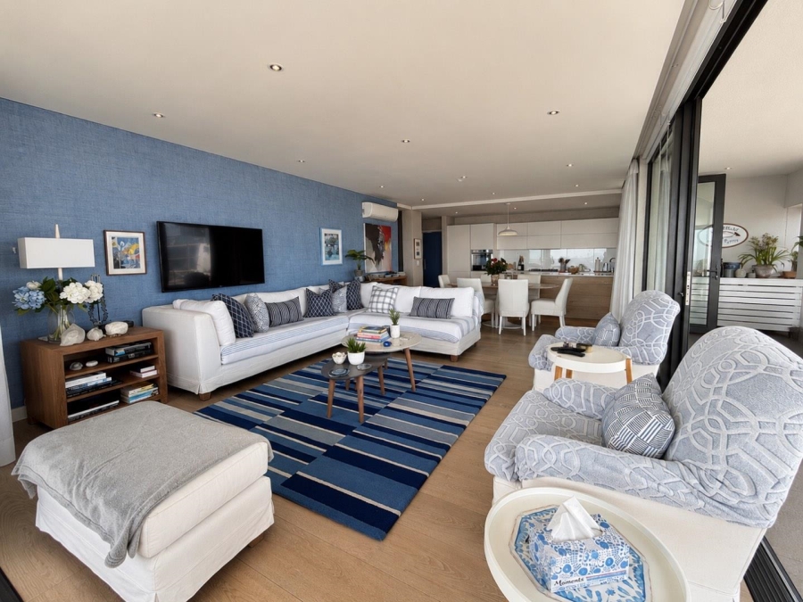 2 Bedroom Property for Sale in Sea Point Western Cape